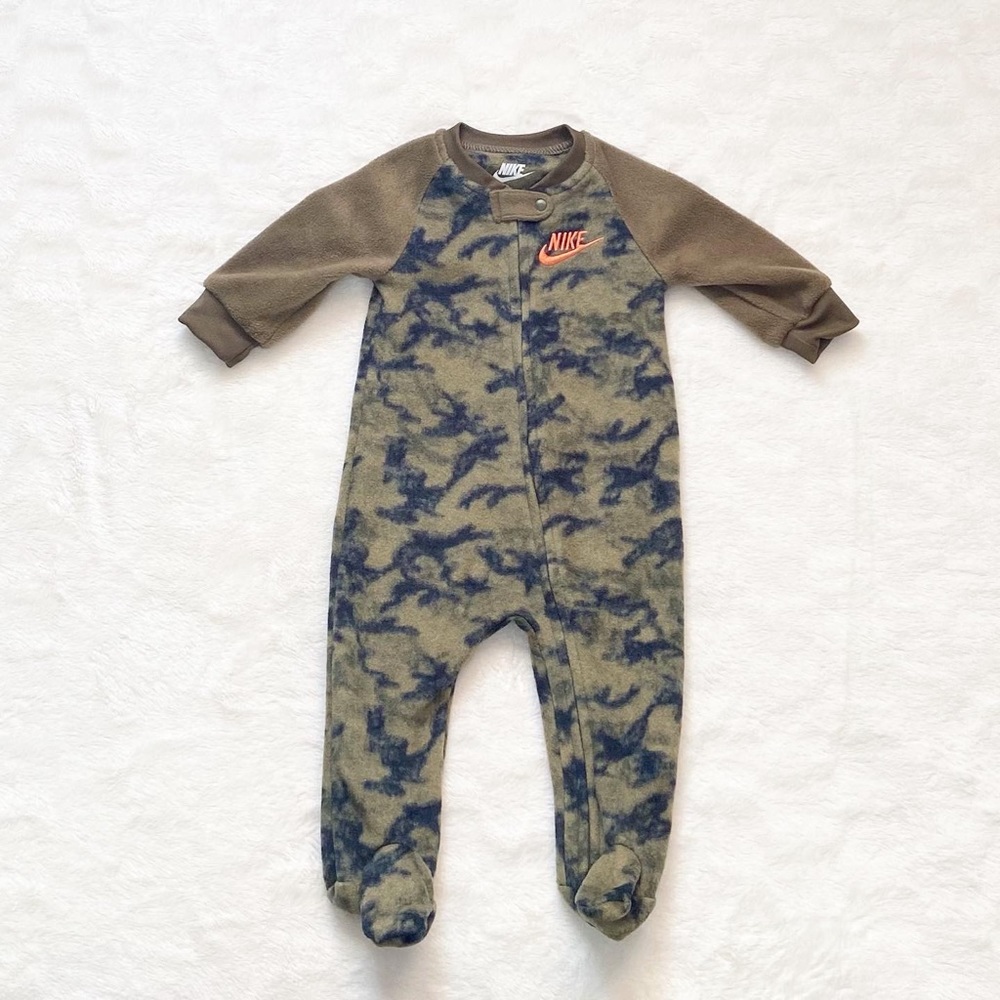 Nike fleece sleeper 6 months